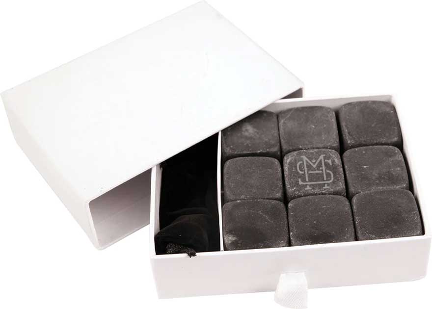 Juego de piedras de whisky de basalto de 9 piezas de 1" x 1", grabado láser opcional