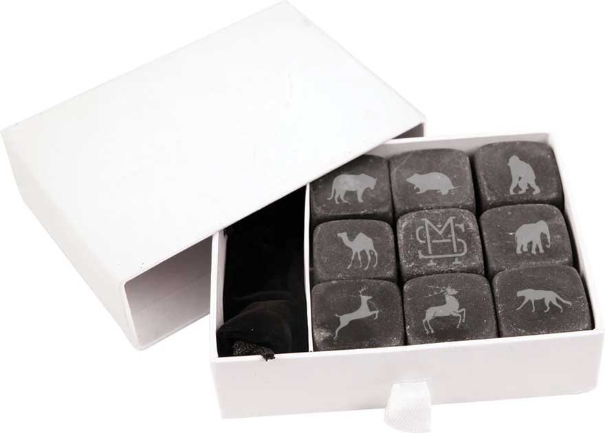 Juego de piedras de whisky de basalto de 9 piezas de 1" x 1", grabado láser opcional